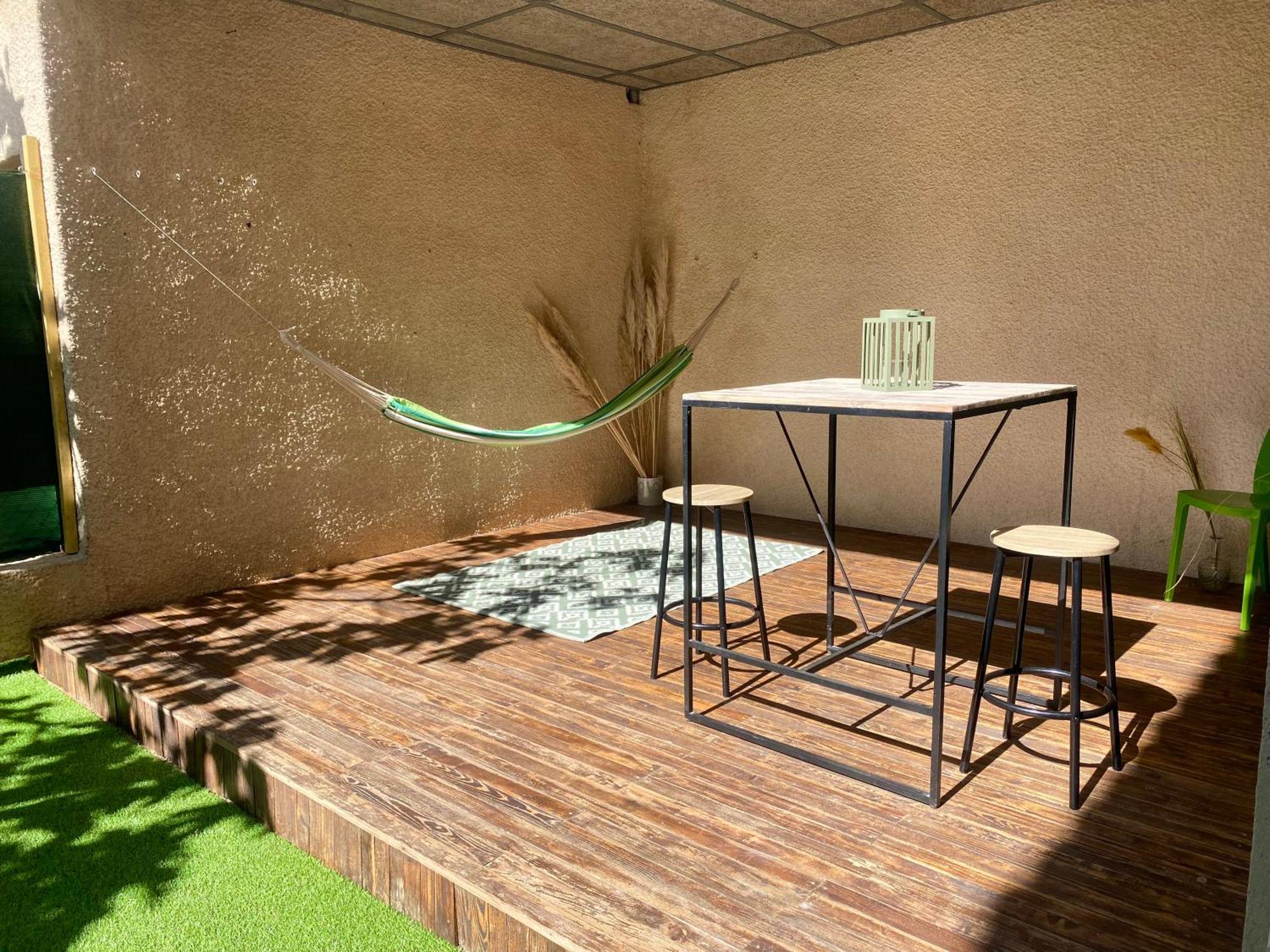 Confortable T2 Avec Jardin Amenage Lézignan-Corbières Esterno foto